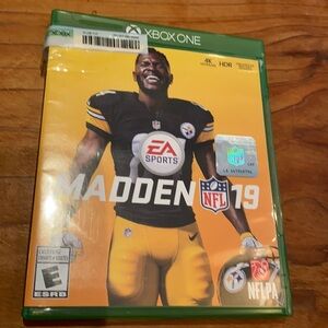 XBox One Madden 19 NFL Game